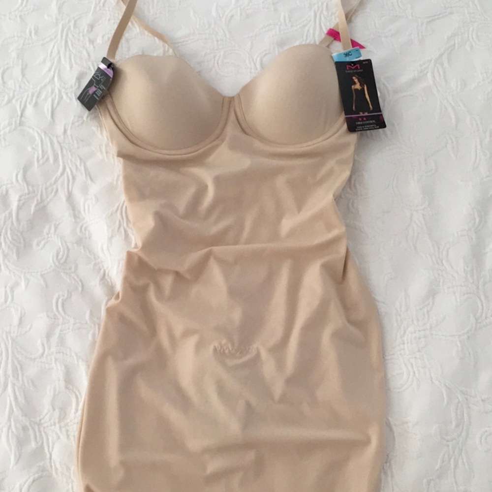 Maidenform shapewear firm control full slip 36C
